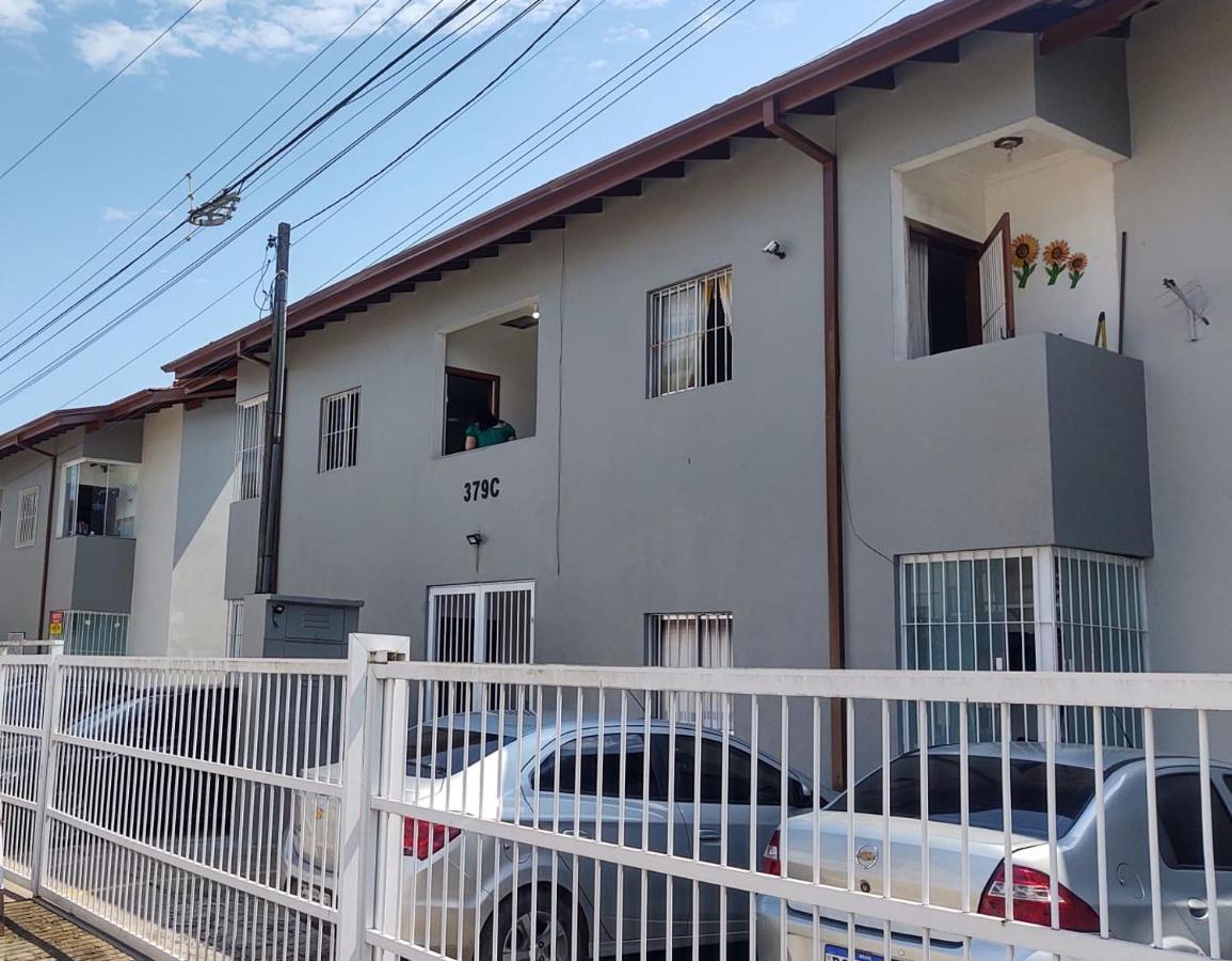 Apartamento Ubatuba - Praia Grande - 200M Da Praia Exterior photo